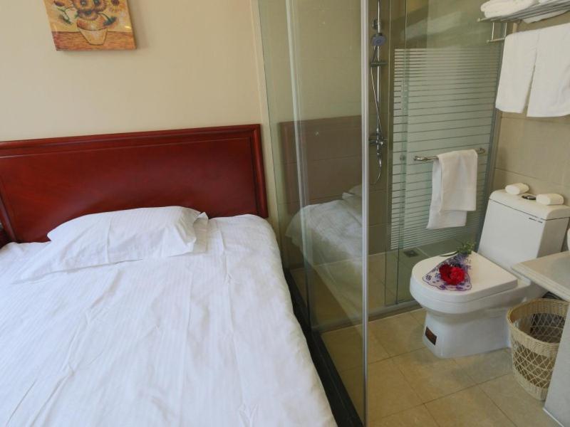 Greentree Inn Shanghai Pudong Airport Huaxia East Road Railway Station Shell Hotel Exterior foto