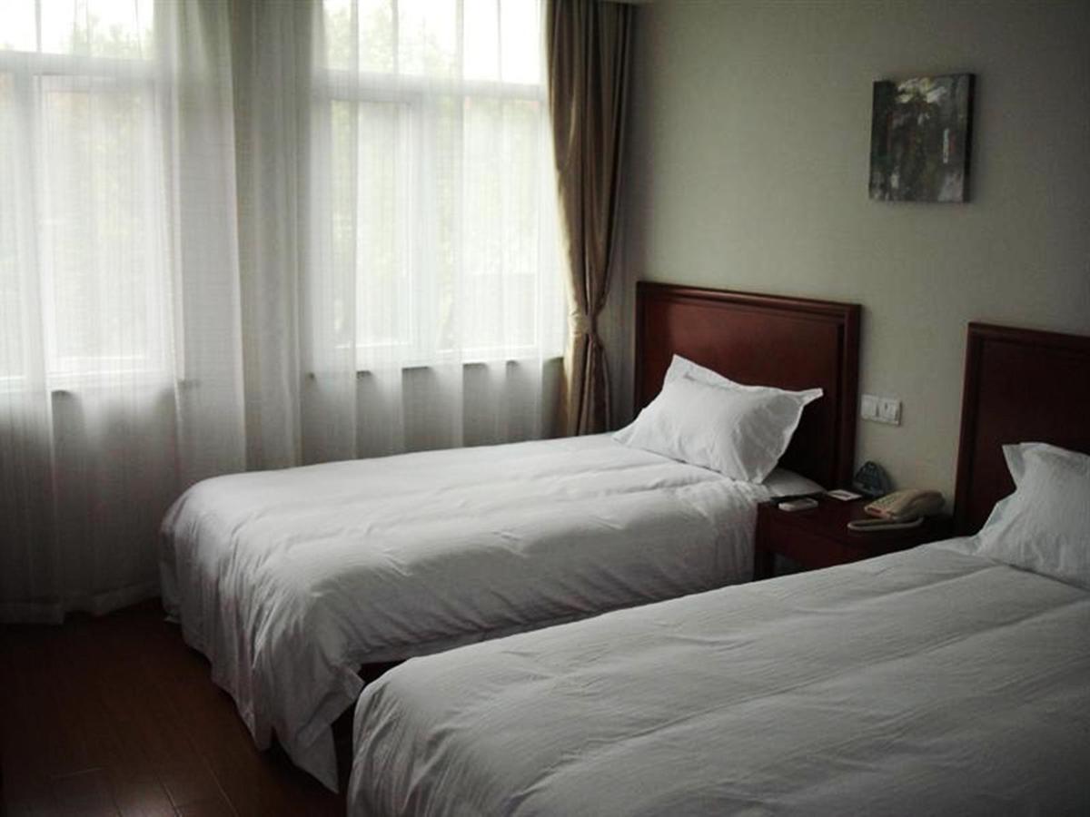 Greentree Inn Shanghai Pudong Airport Huaxia East Road Railway Station Shell Hotel Exterior foto
