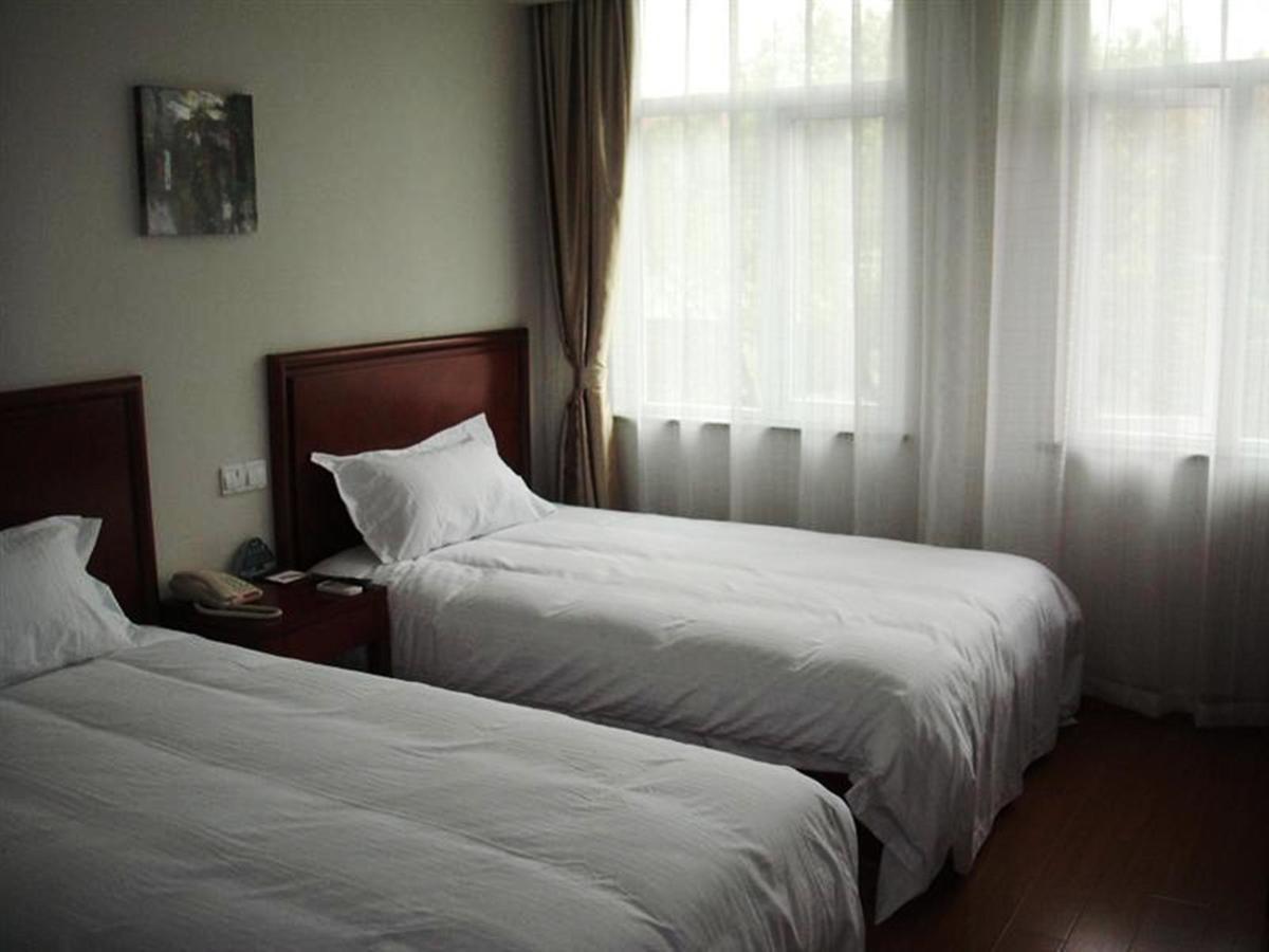 Greentree Inn Shanghai Pudong Airport Huaxia East Road Railway Station Shell Hotel Exterior foto