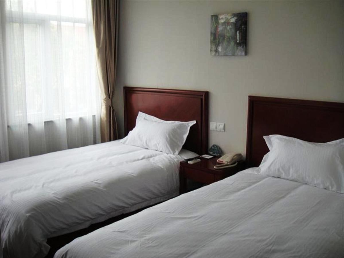 Greentree Inn Shanghai Pudong Airport Huaxia East Road Railway Station Shell Hotel Exterior foto