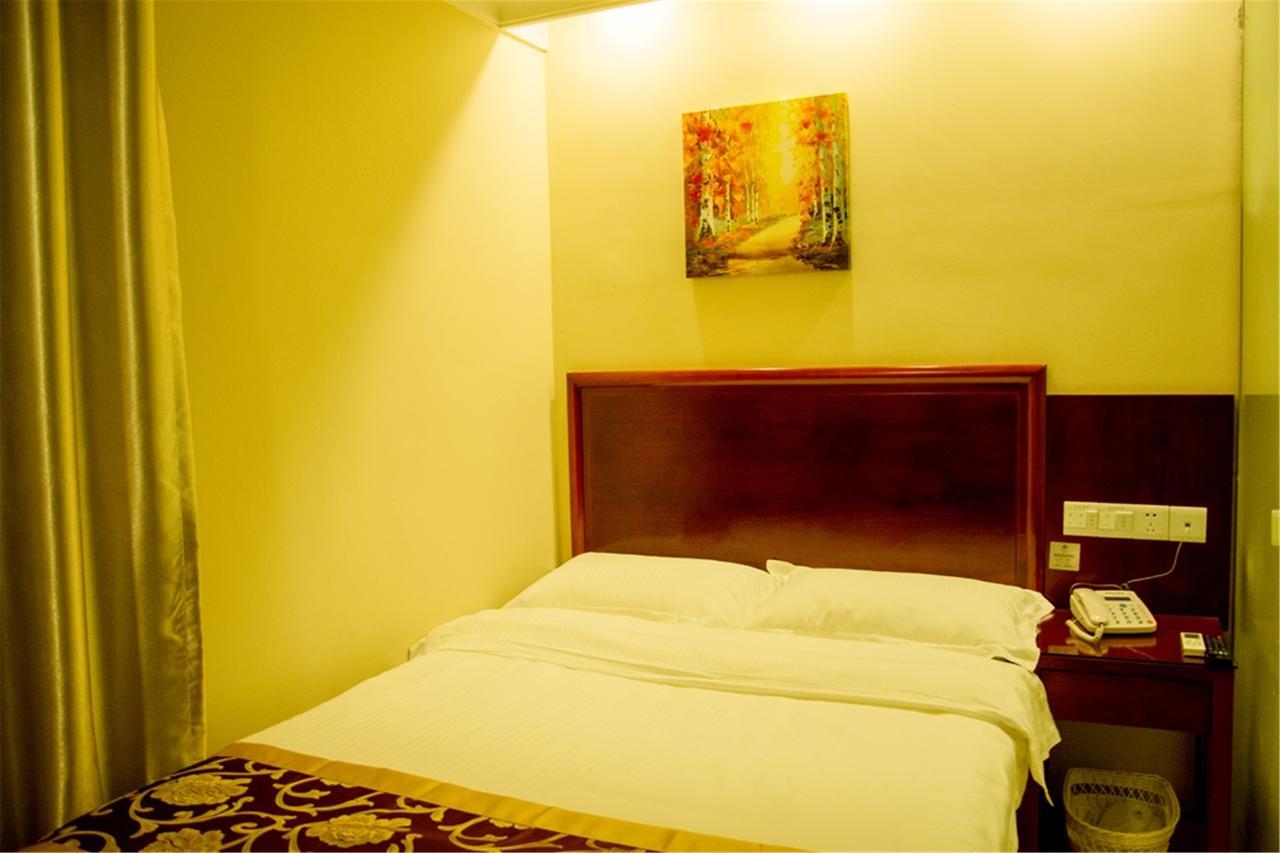 Greentree Inn Shanghai Pudong Airport Huaxia East Road Railway Station Shell Hotel Exterior foto